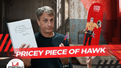 Tony Hawk Luncurkan Papan Skate dengan Darahnya Sendiri thumbnail